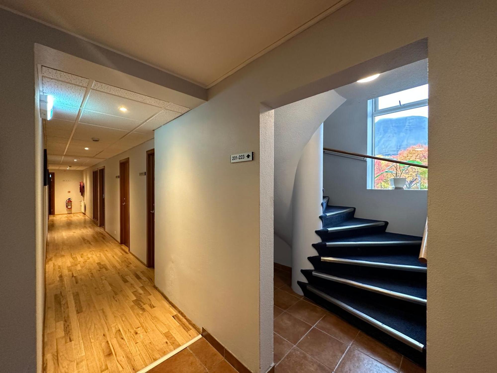 Hotel Austur Reydarfjordur Exteriör bild