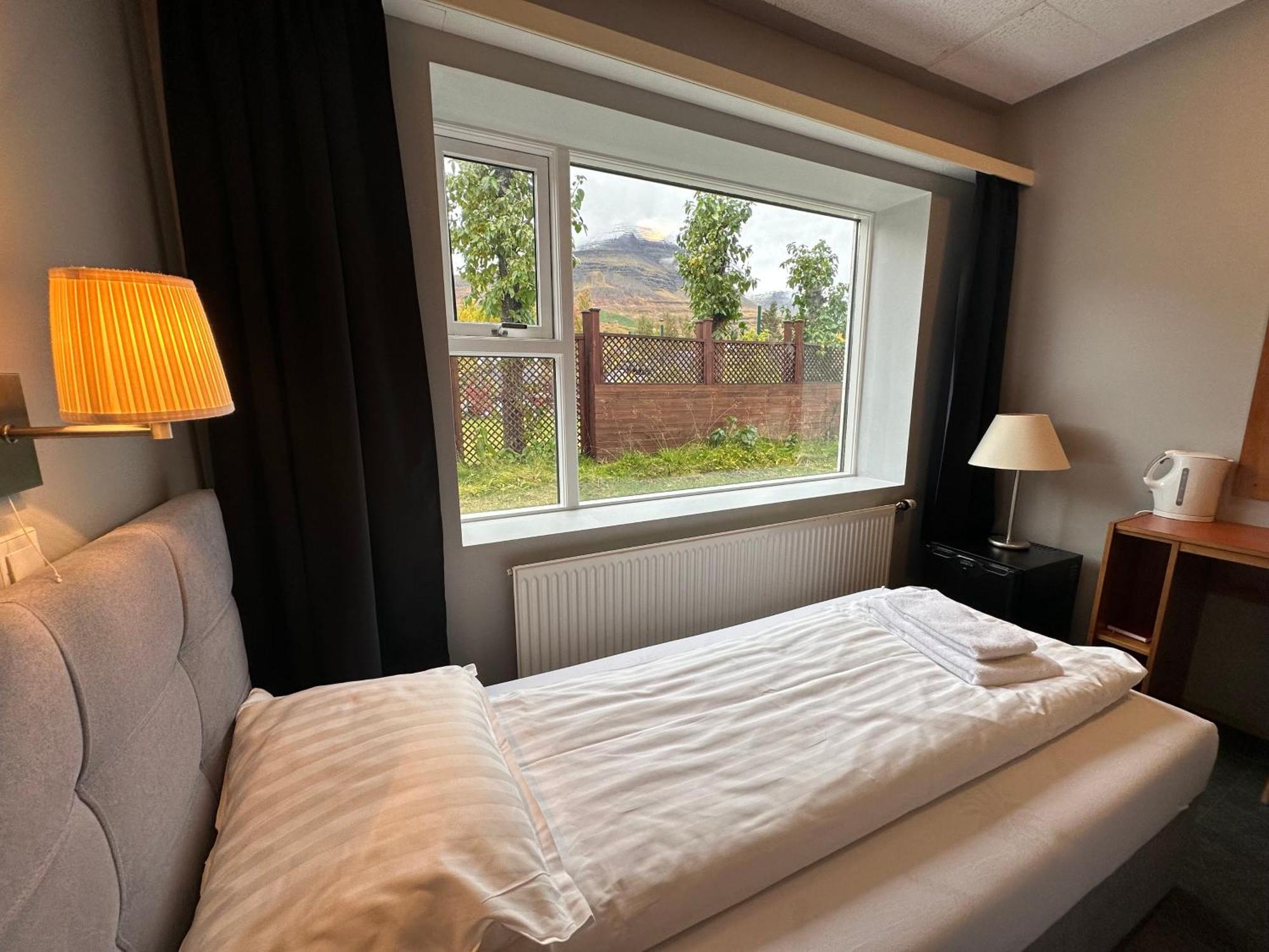 Hotel Austur Reydarfjordur Exteriör bild